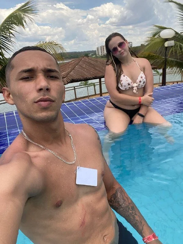 Loira gostosa caiu na net sentando pro namorado magrelo. Putinha vazada image 2
