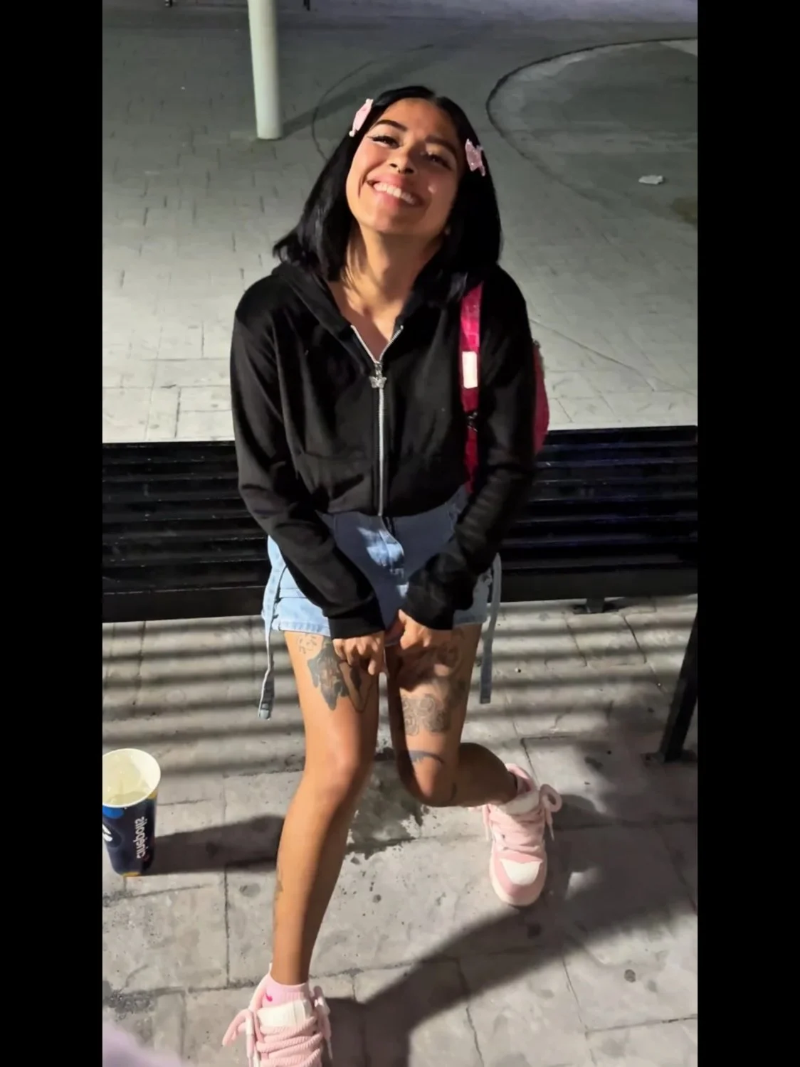 No aguante y me hice pis en público image 7
