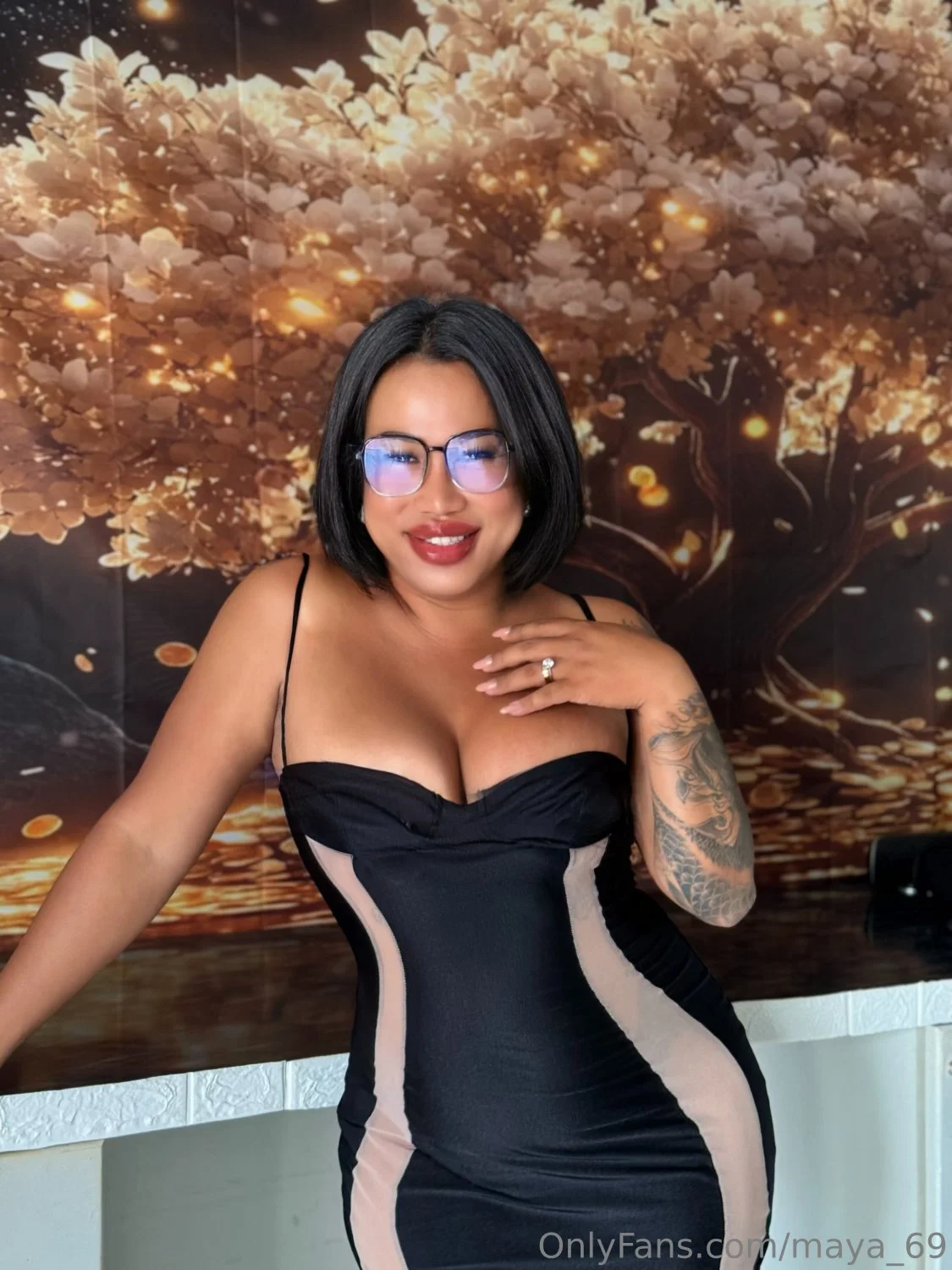 Maya Cobra Queen Trans Sexy image 45