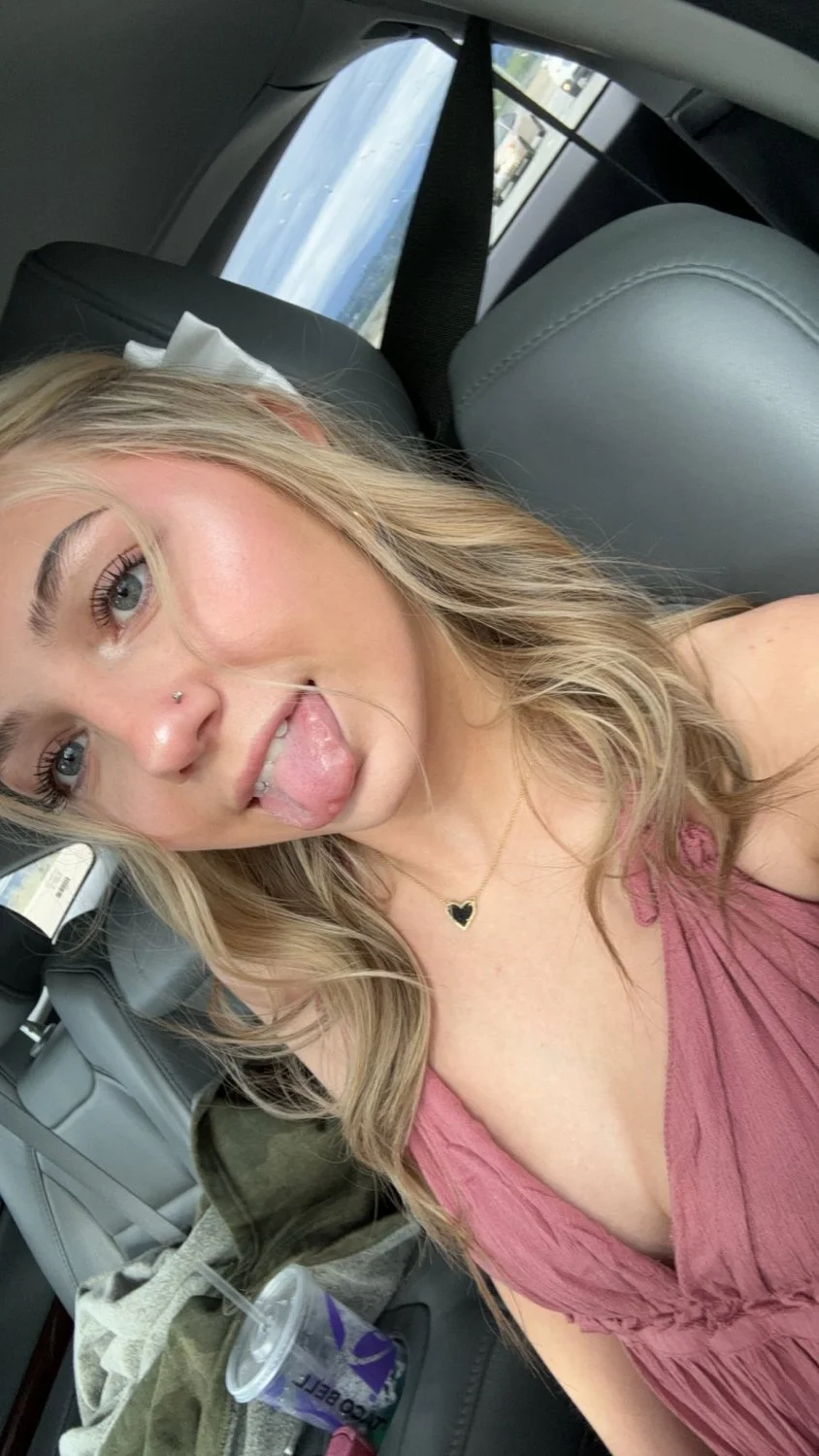 College blonde emie leak image 3
