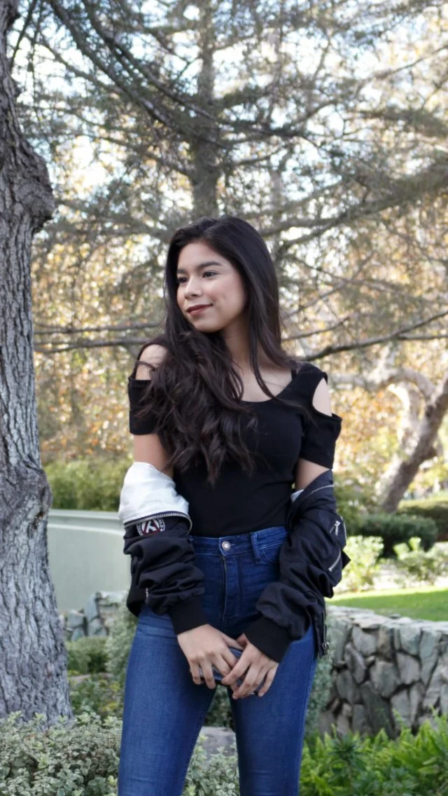 Hot sister pics pt.1 image 24