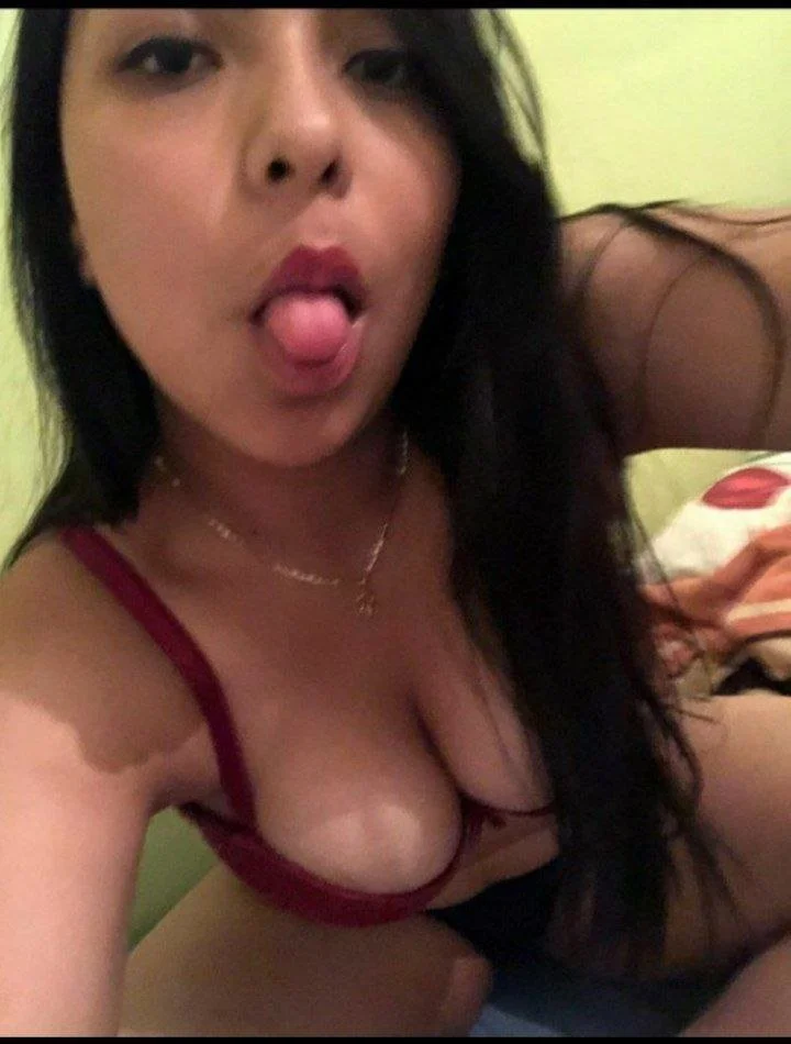 La rica putita de Montse Valverde image 5