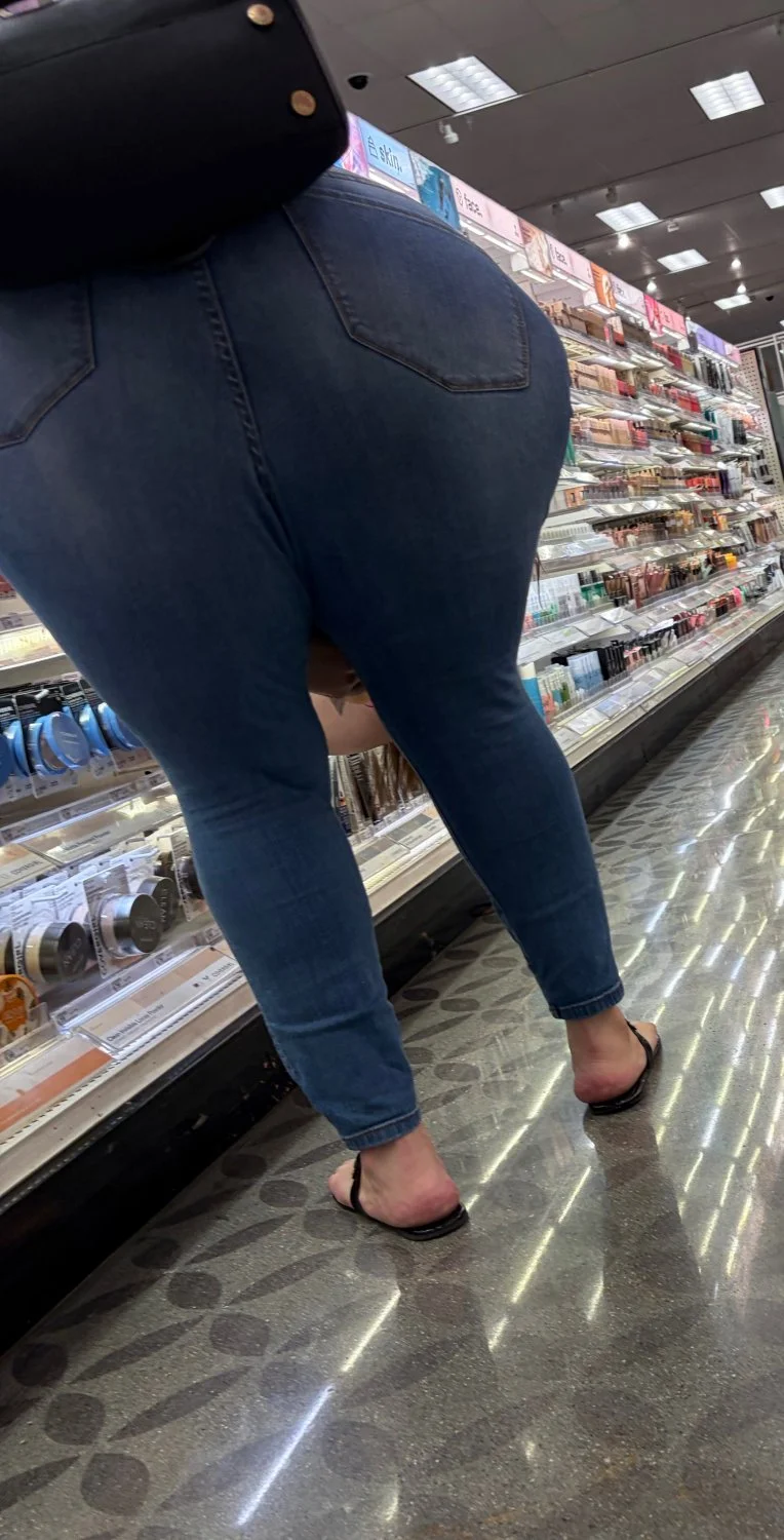 Pawg milf bending over image 11