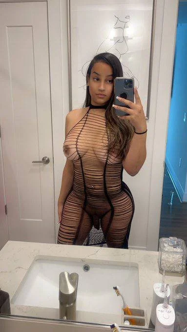 TS Kyliee image 2
