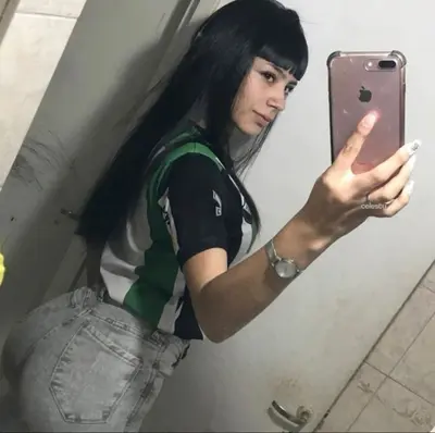 Pendeja hermosa se deja hacer el orto cover image