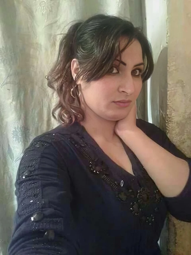 Hijabi Muslimah image 4