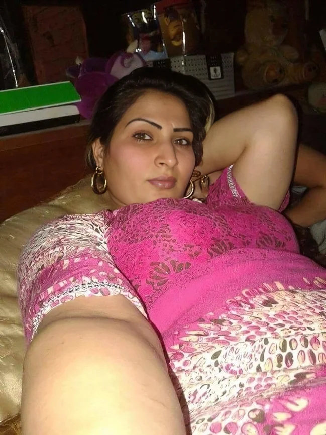 Hijabi Muslimah image 7