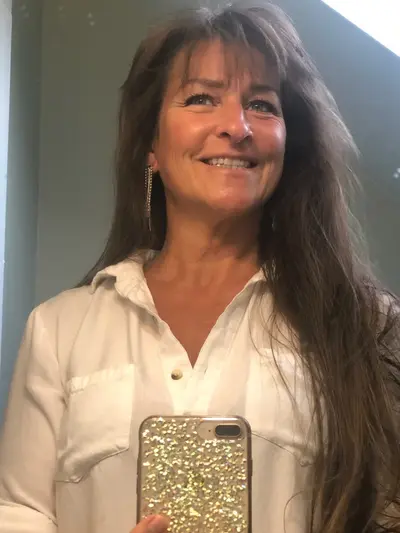 Wild White milf from 🇺🇸 WA crazy tight pussy cover image