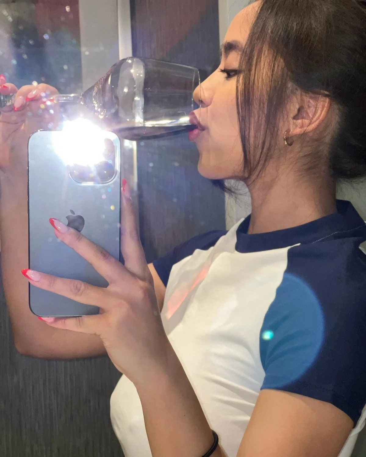 Big tit Asian amateur ABG slut image 14