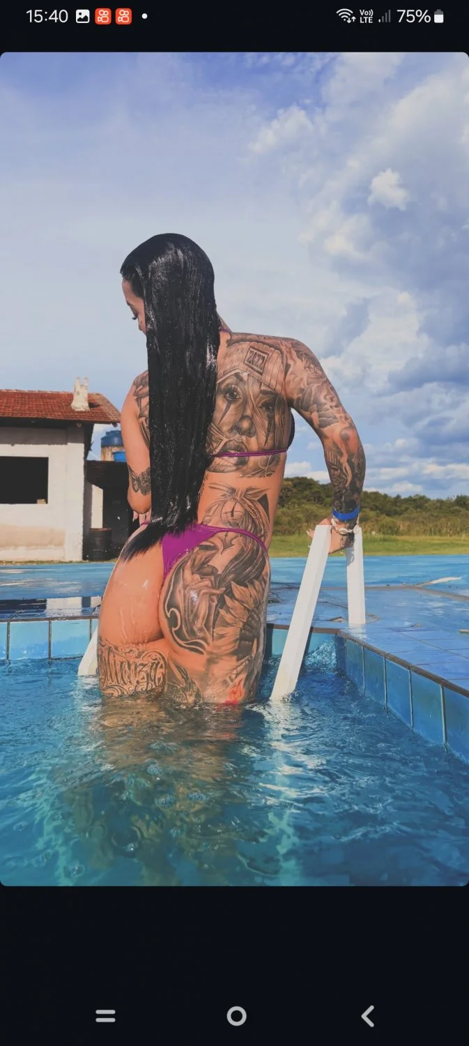 Tatuada gostosa image 6