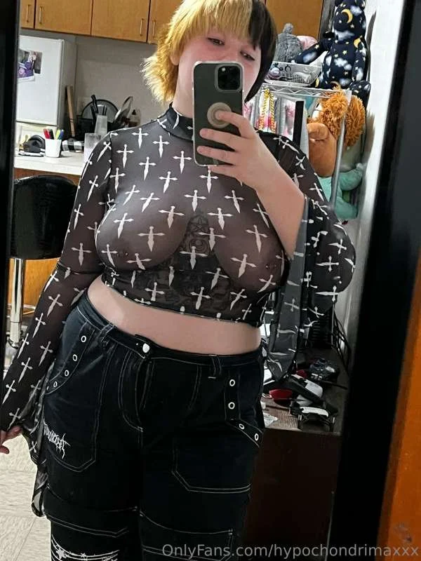 The Alt Goth TikTok Creator That Went Viral While Filming At Work image 21