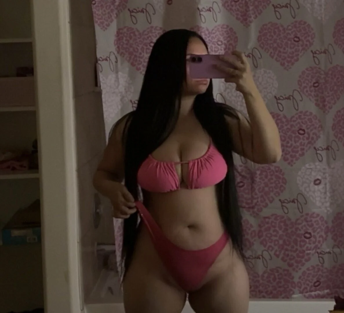 Latina Baddie Milf image 8