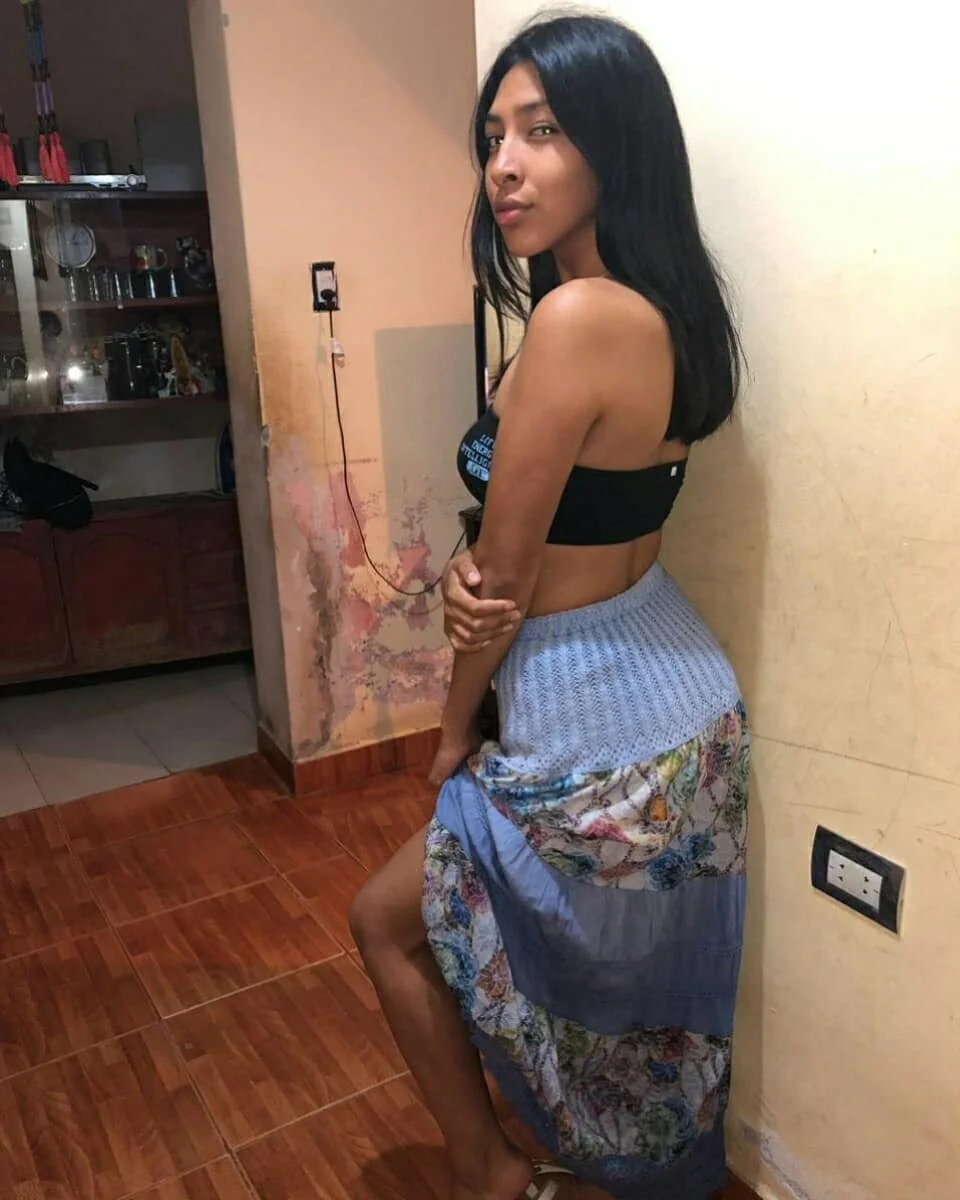Putita mexicana necesitada de verga image 18