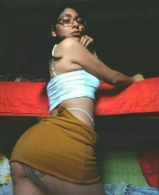 Putita mexicana necesitada de verga image 3
