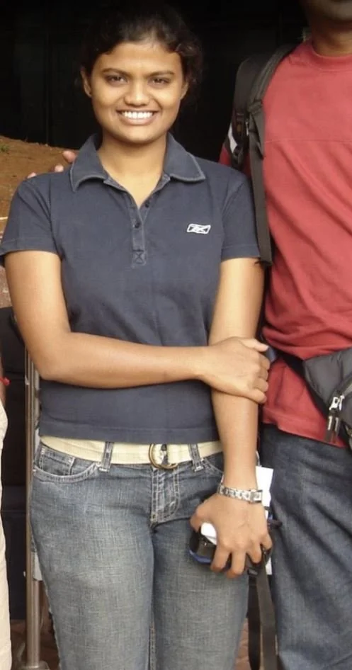 Young Namrata shows her perky brown tits image 3