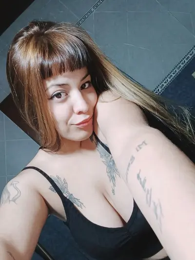 Rollinga Cara de Putita Tetas Hermosas cover image