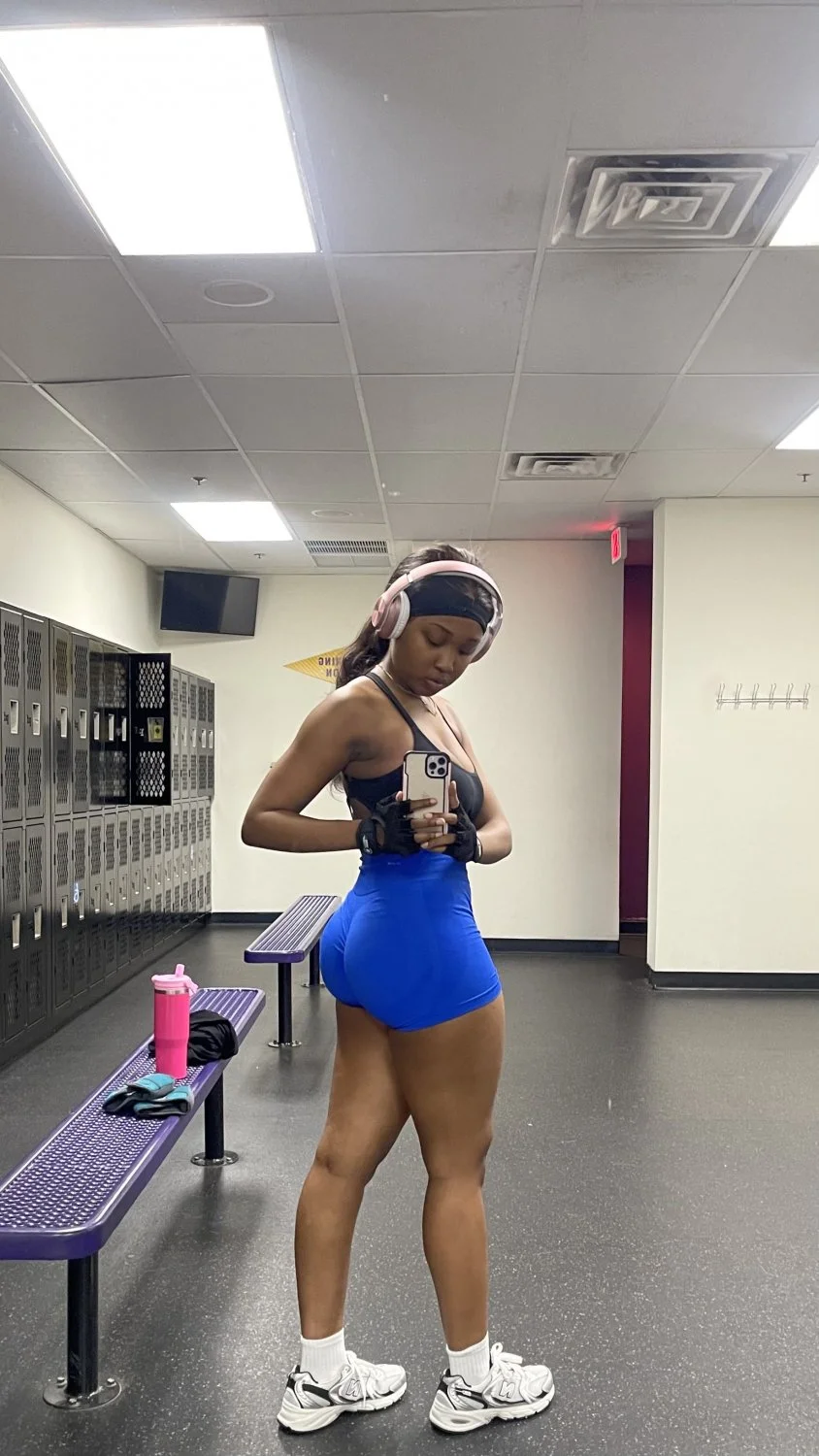 Ebony Webslut Naja image 7
