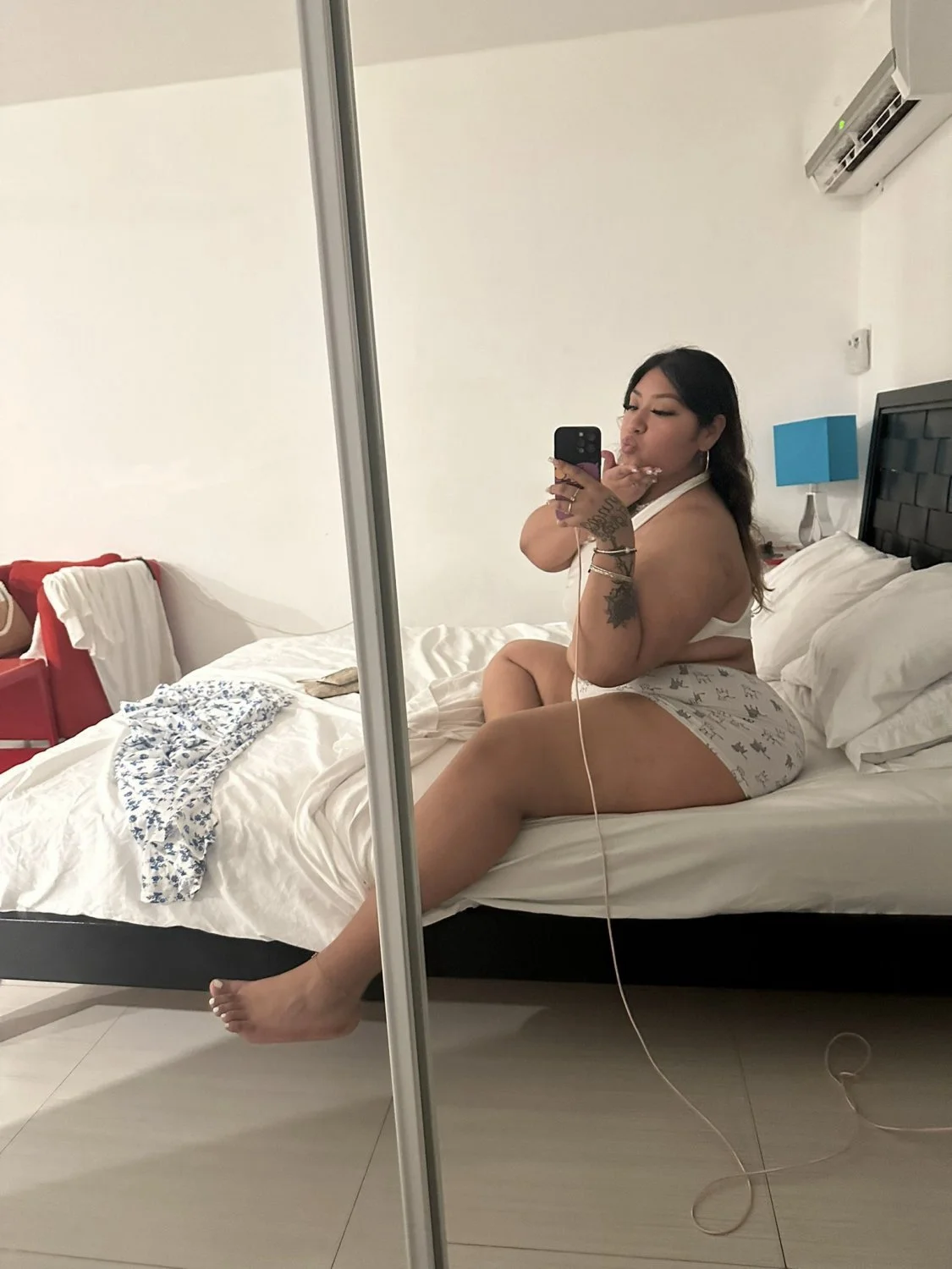 mexican thot loves to get shared image 14