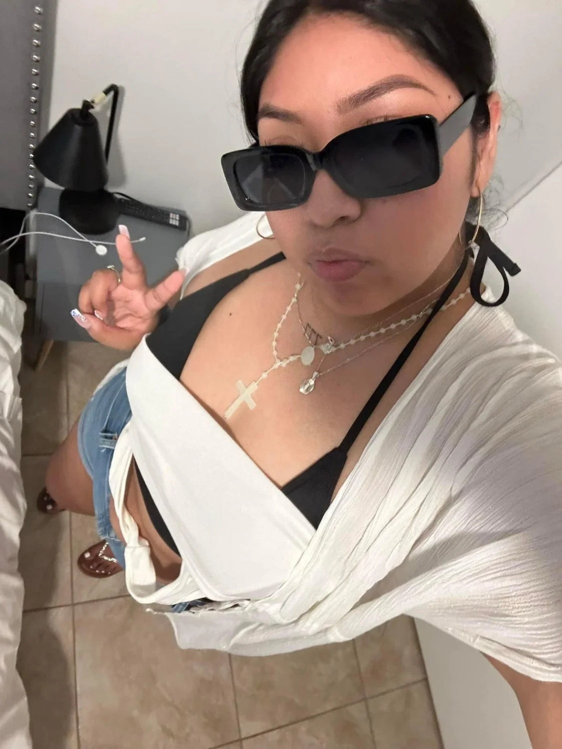 mexican thot loves to get shared image 24