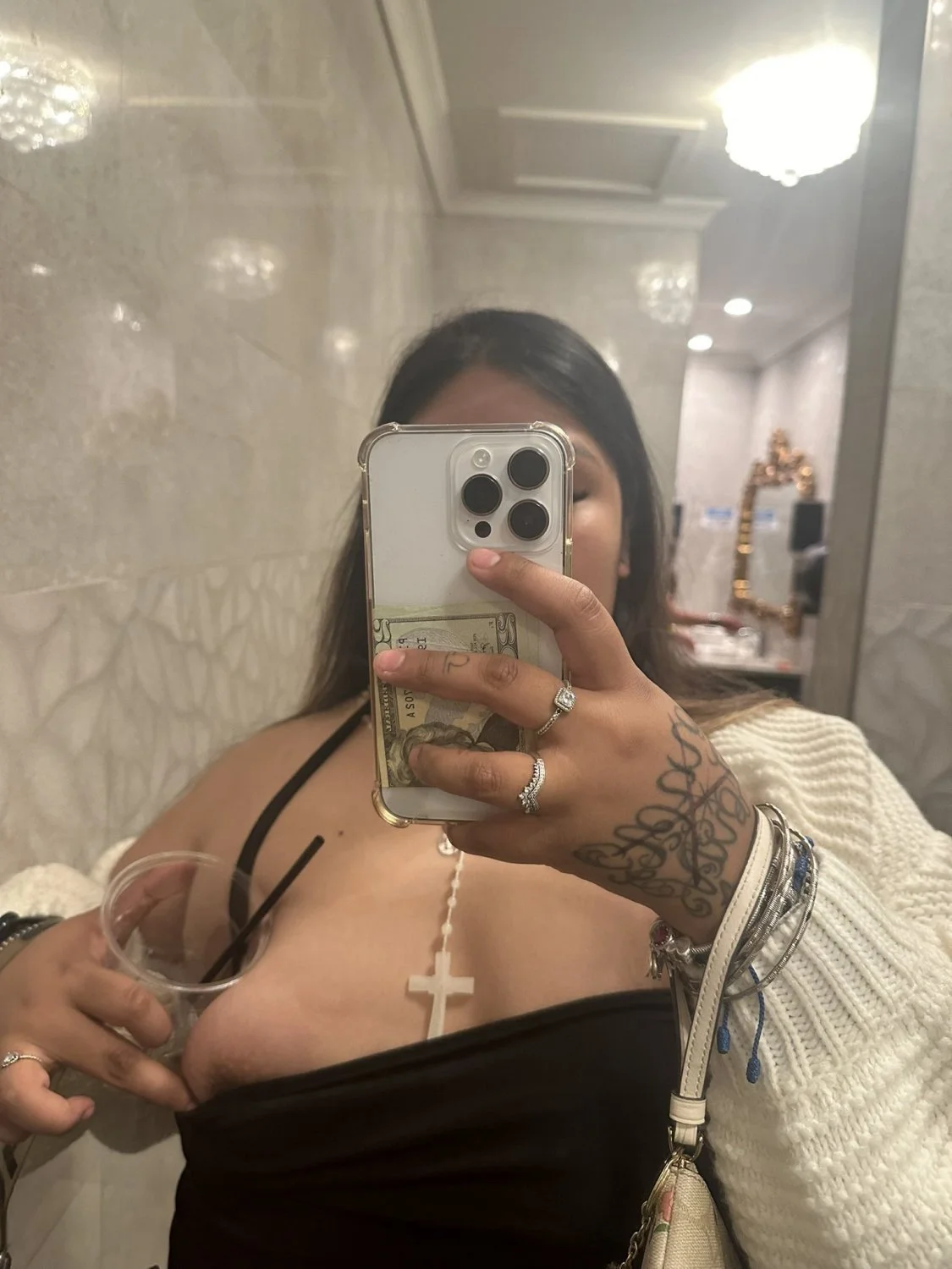 mexican thot loves to get shared image 5