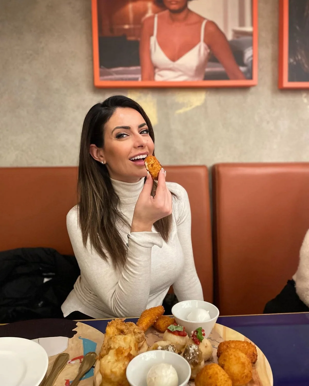Monica Bertini hot italian journalist image 39