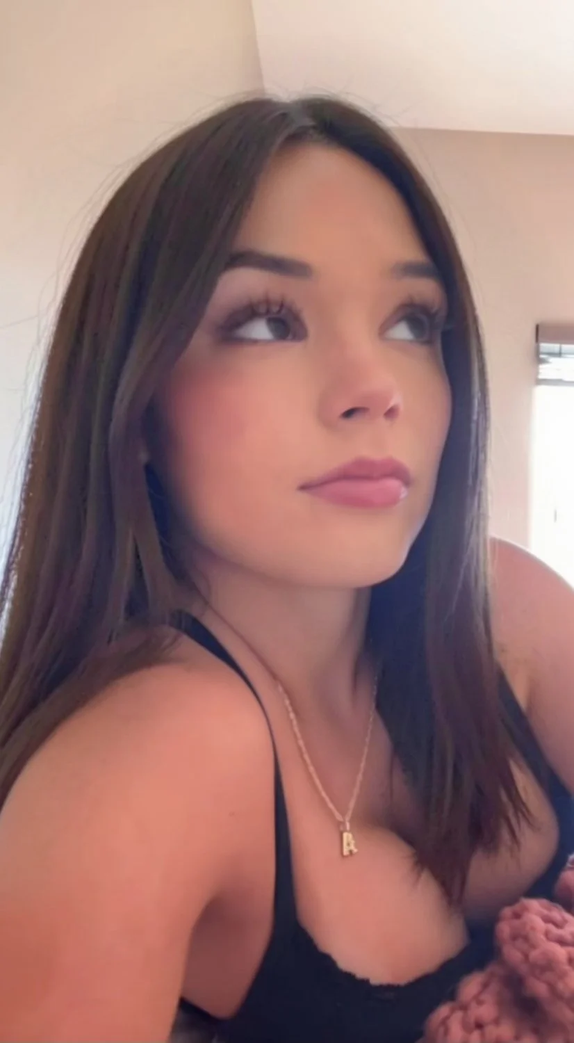 Irl LIV good little brunetye image 27