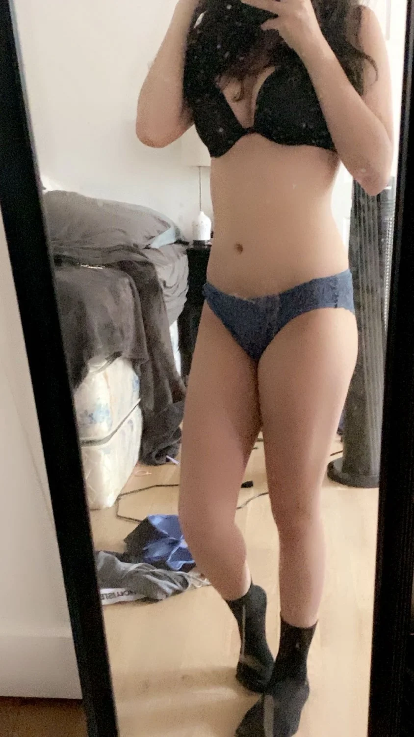 Petite latina image 13