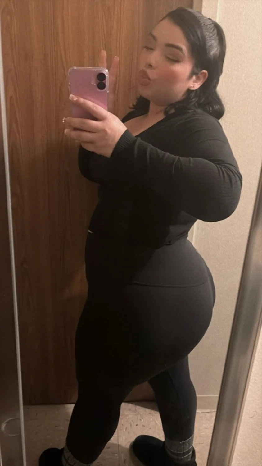 Fine chubby Latina image 10