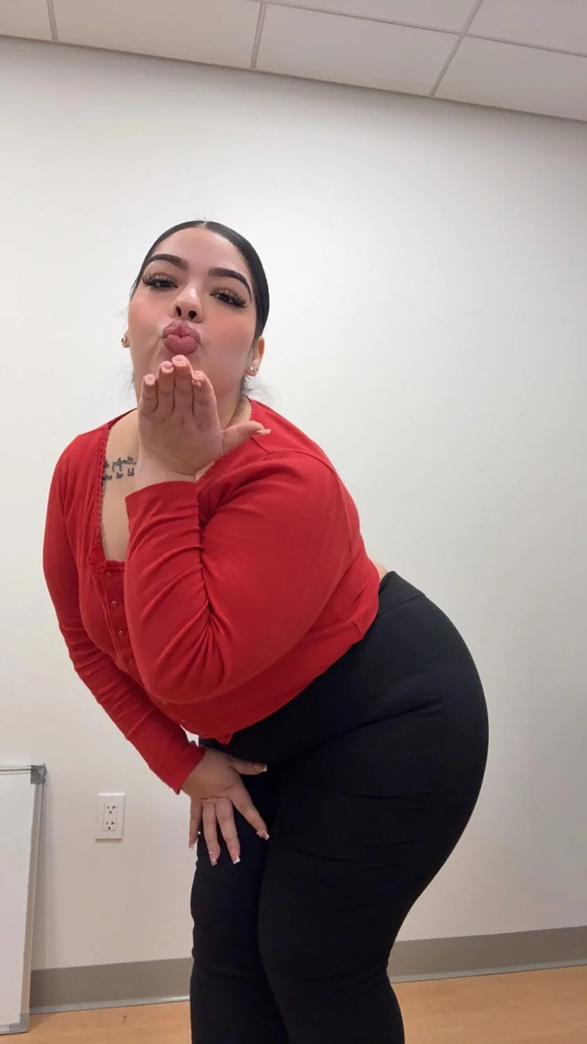 Fine chubby Latina image 5