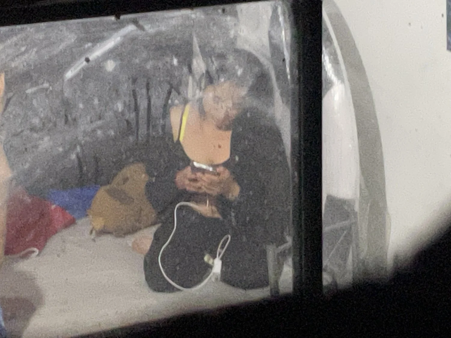 La hermandad de mi vecina tiene unas muy buenas tetas image 6