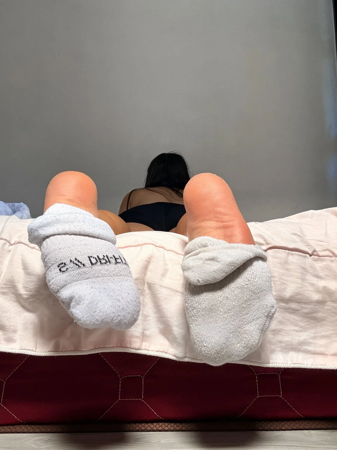Filipina Feet image 5