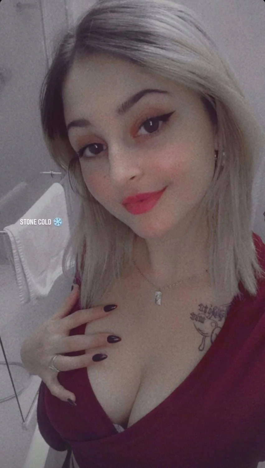 Sharing my gf here or in k ik: cuckedx image 6
