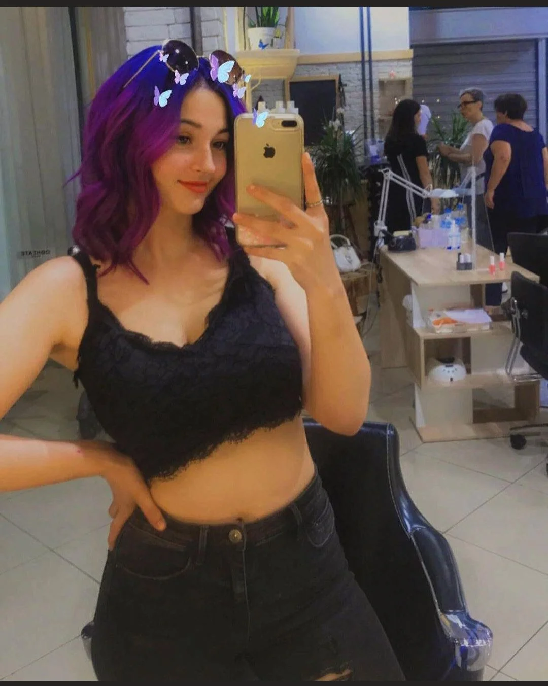 Sharing my gf here or in k ik: cuckedx image 7