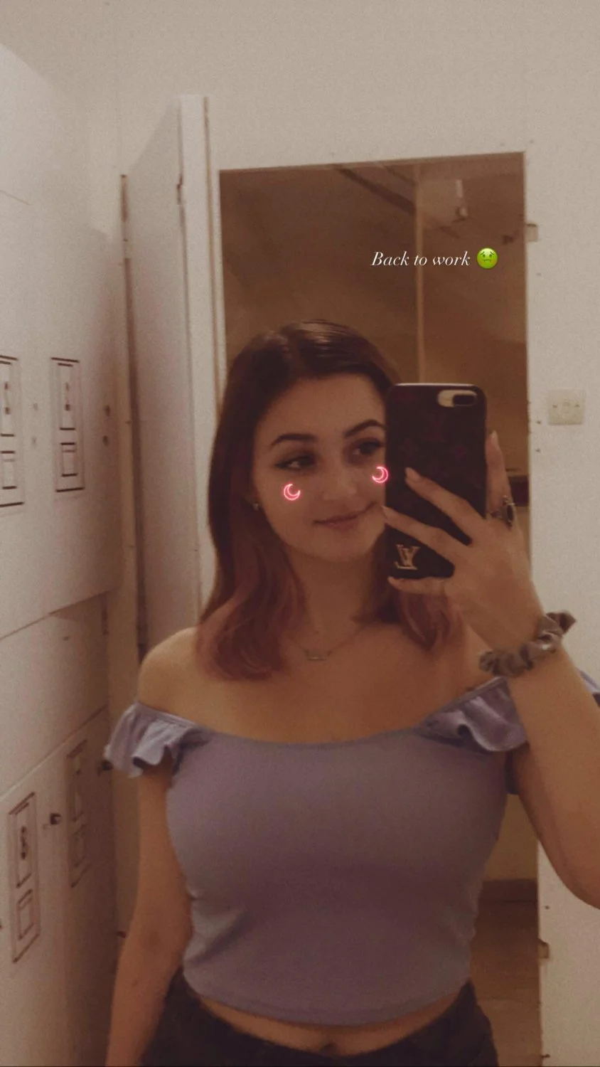 Sharing my gf here or in k ik: cuckedx image 9