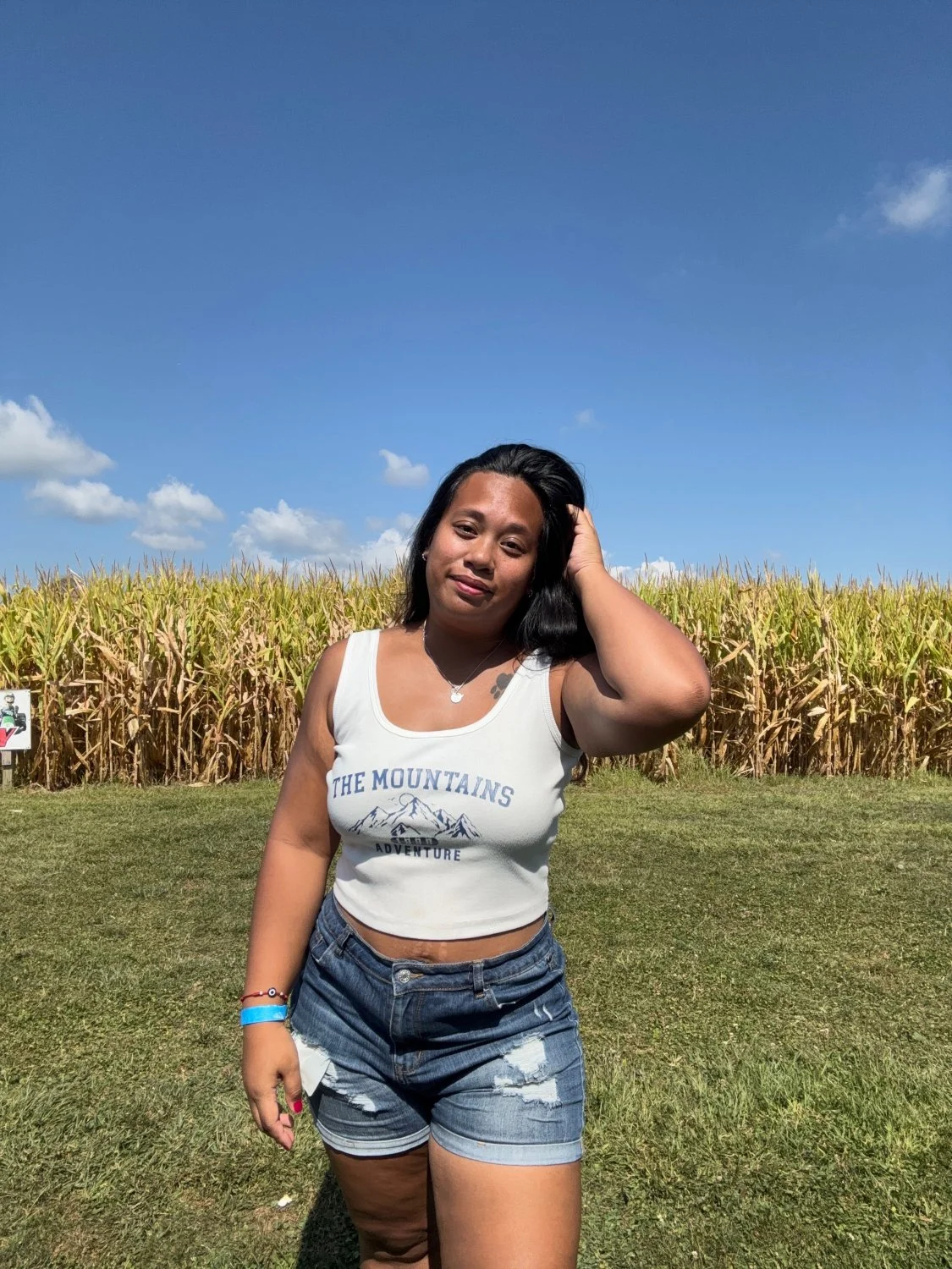 Asian Filipina image 15