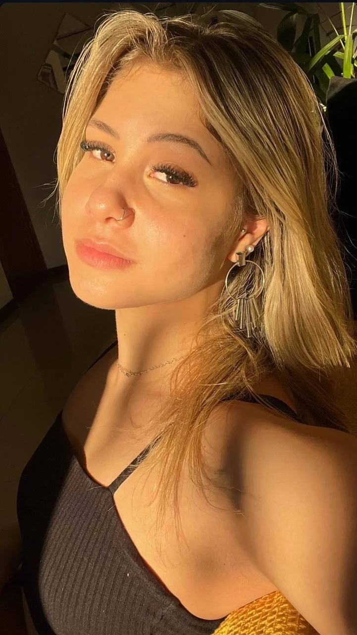 thalita 19 anos image 17