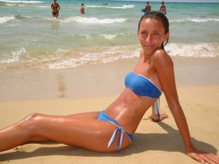 Real Exclusive sextape of 18Yo GF Blowjob image 2