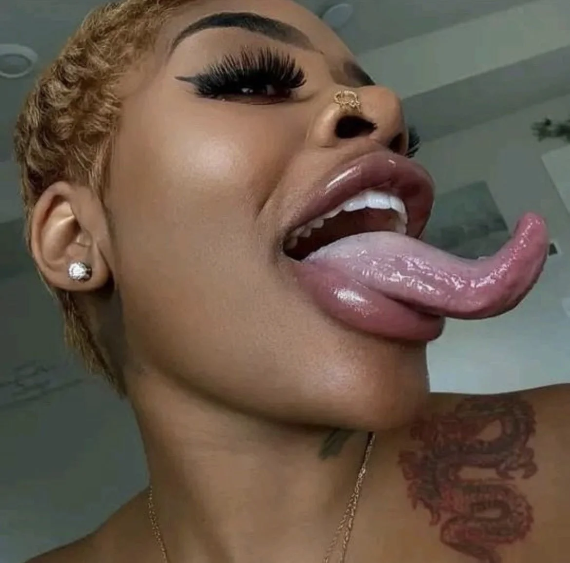 Sluts Back From The Dead 👱🏽‍♀️🧝🏻‍♀️🧟‍♀️ Part 6 image 6