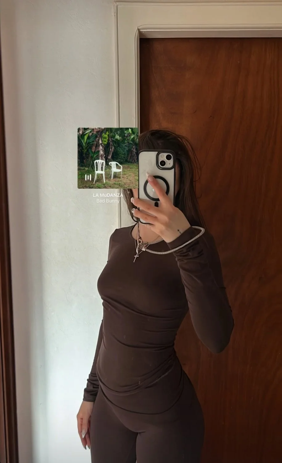 Sexy girls image 7