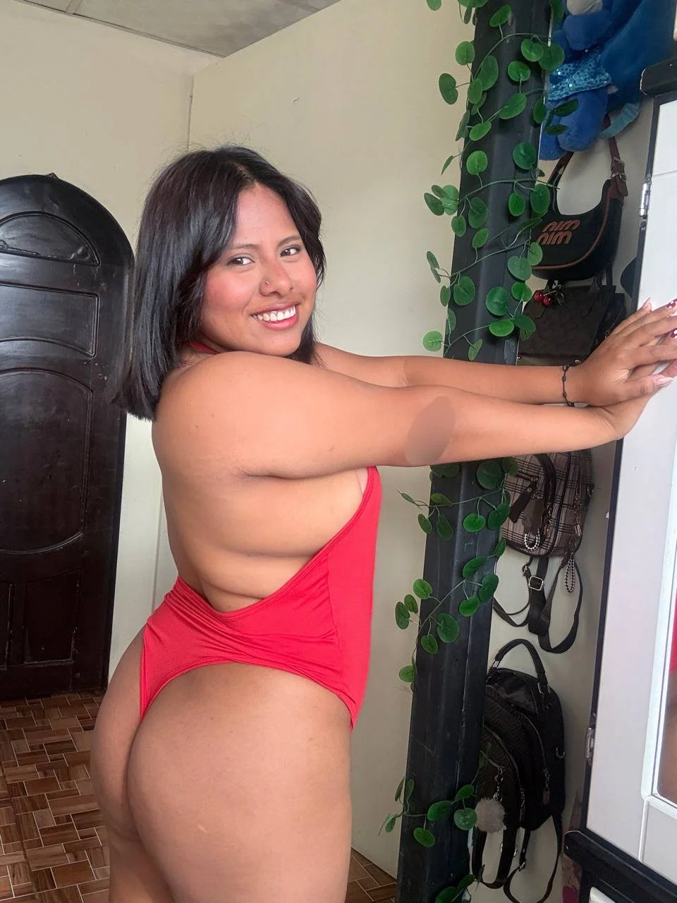 TANIA SAEZ SEXY image 32