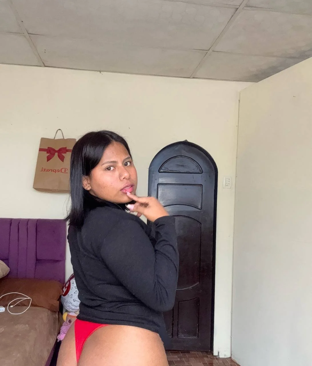 TANIA SAEZ SEXY image 8