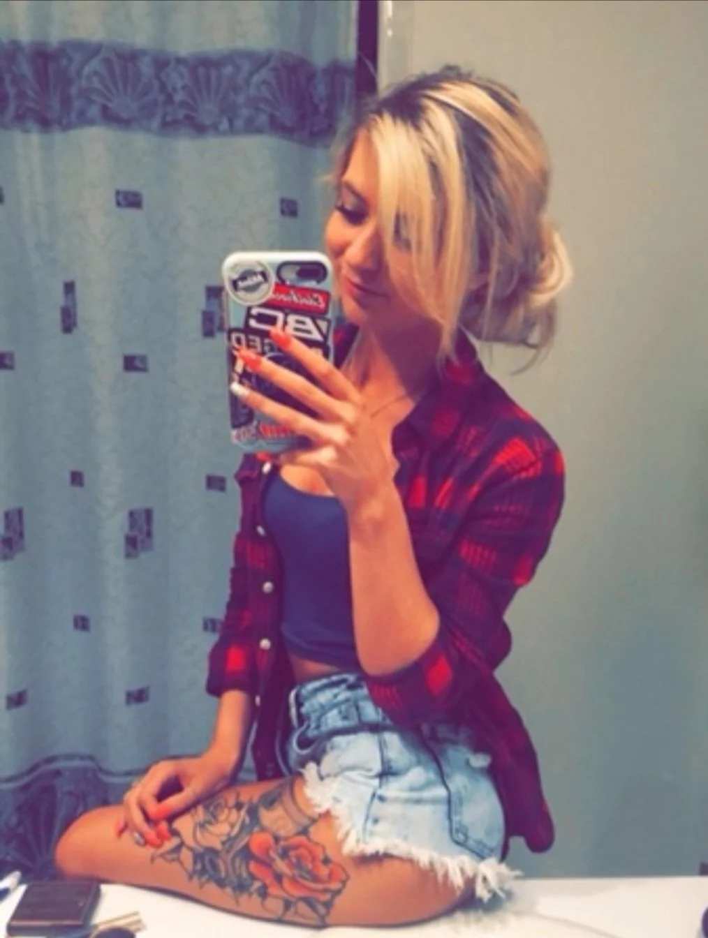Tatted slut AshIey pt3 image 9
