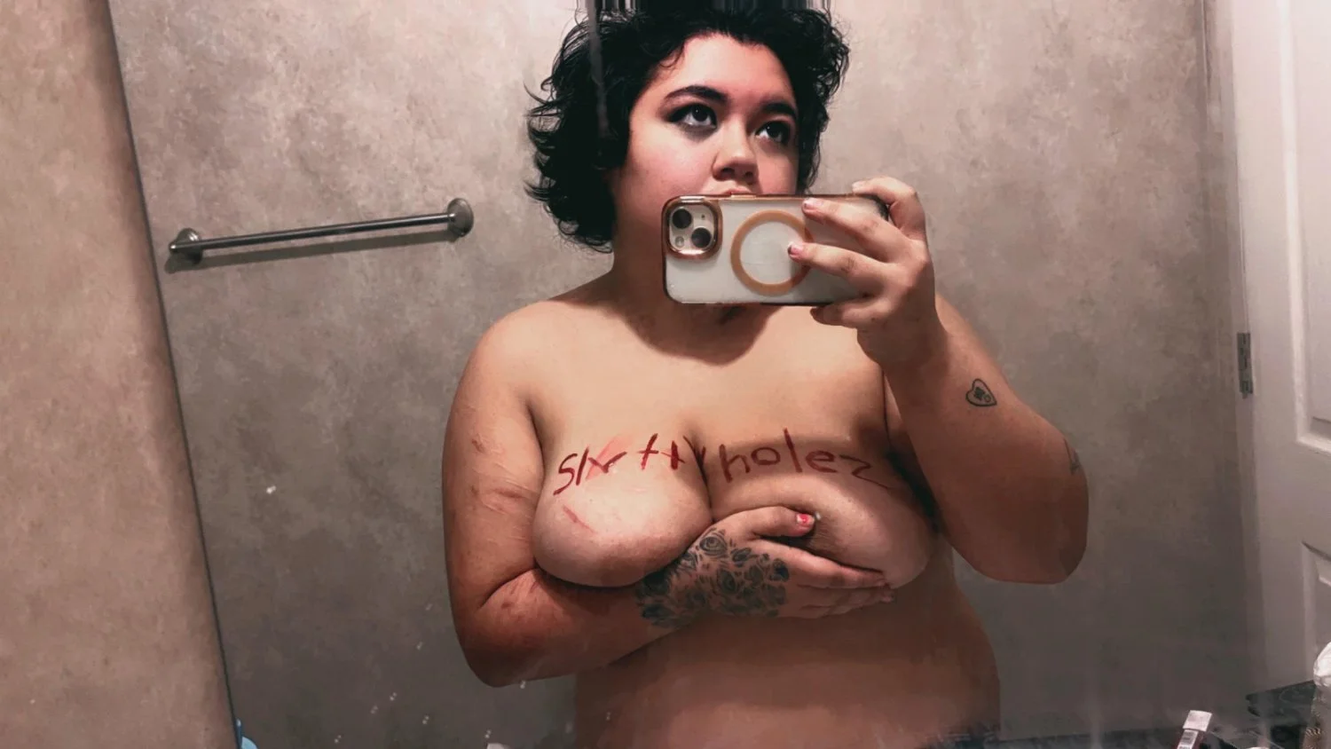 She wants some more main image