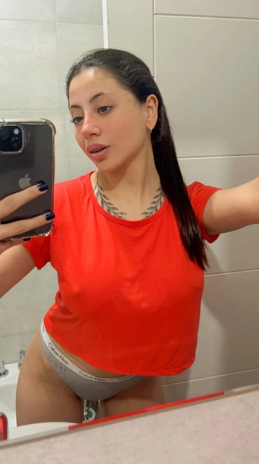 Hermosa para tirarle toda la leche en las tetas 🇦🇷 image 2