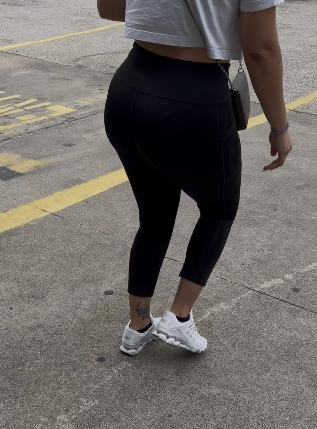 Creep shots of thick Latina ass in black leggings part 2 image 16