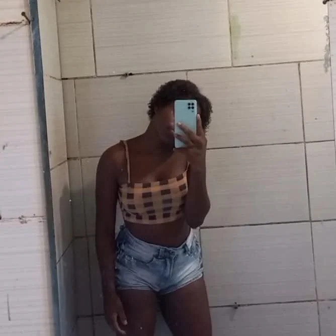 Pretinha gostosinha novinha image 9