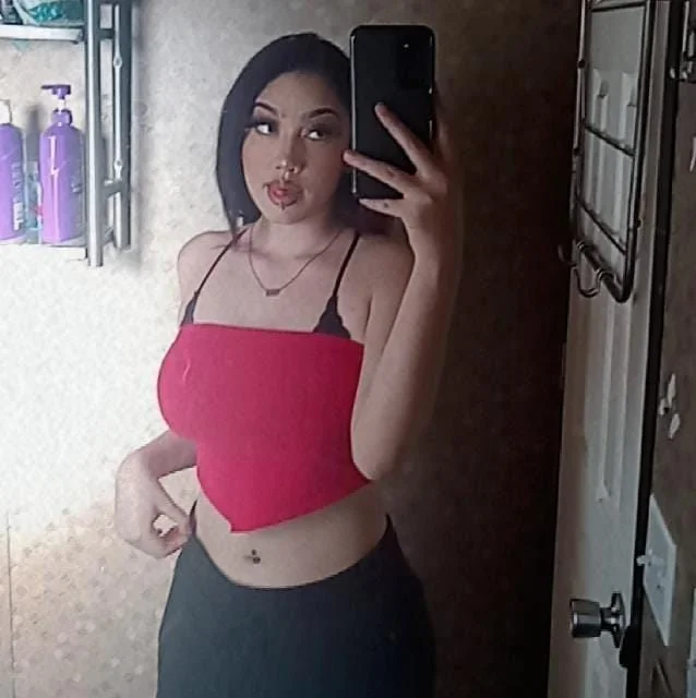 ¥add my Latina Wife on Snapchat¥ main image