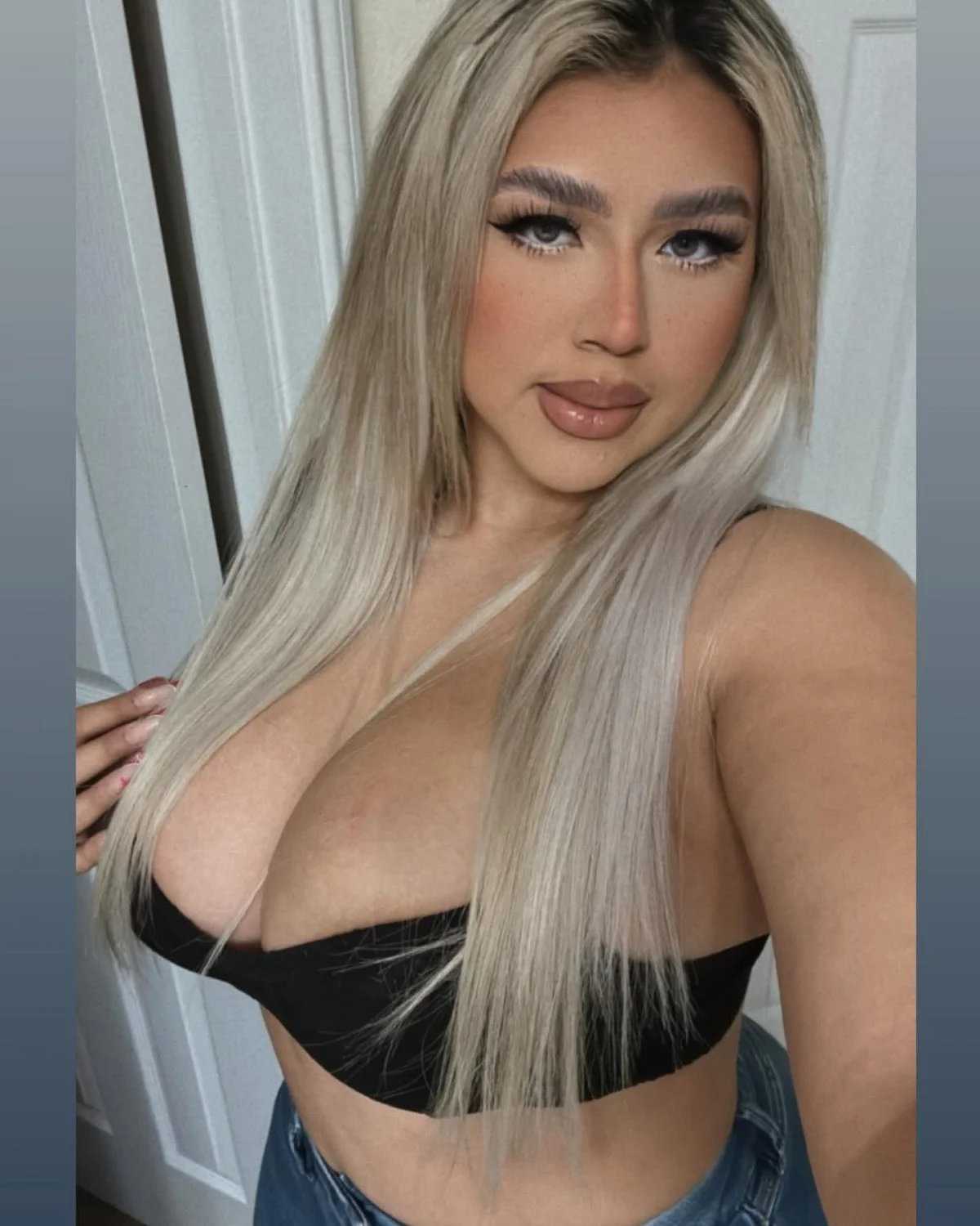 😚😚😚 main image