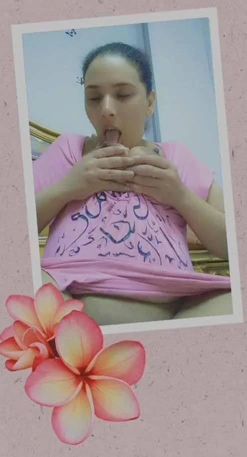 Hijabi Muslimah image 12