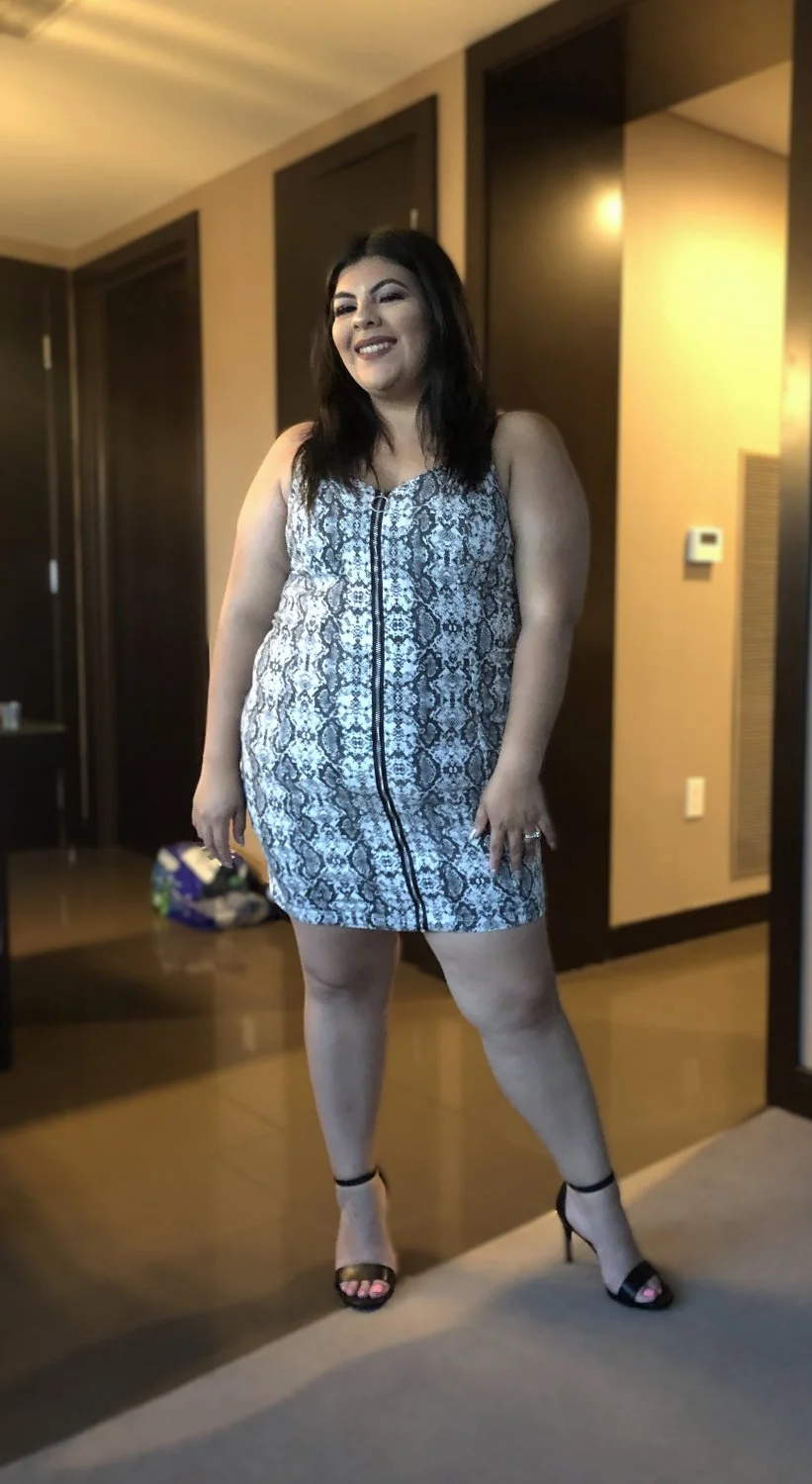4'11 Short n Thick Latina Milf hotwife image 2